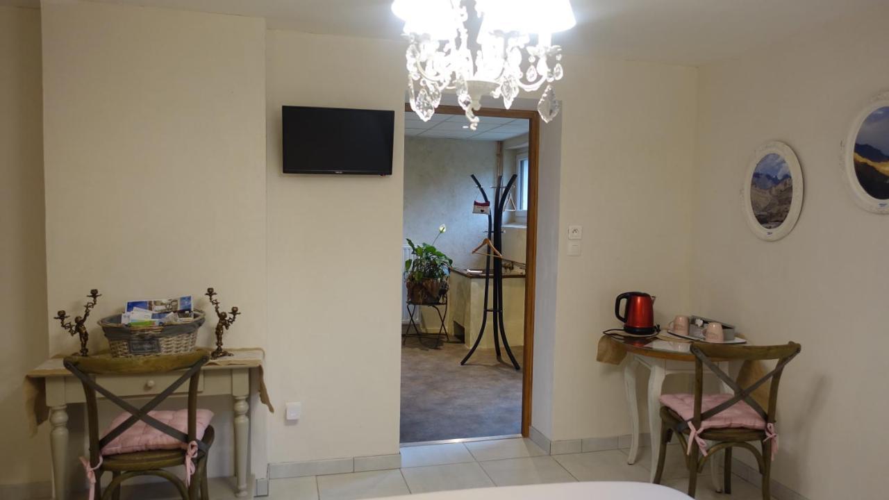 Bed and Breakfast Le Jardin Des Secrets La Voivre  Exterior foto